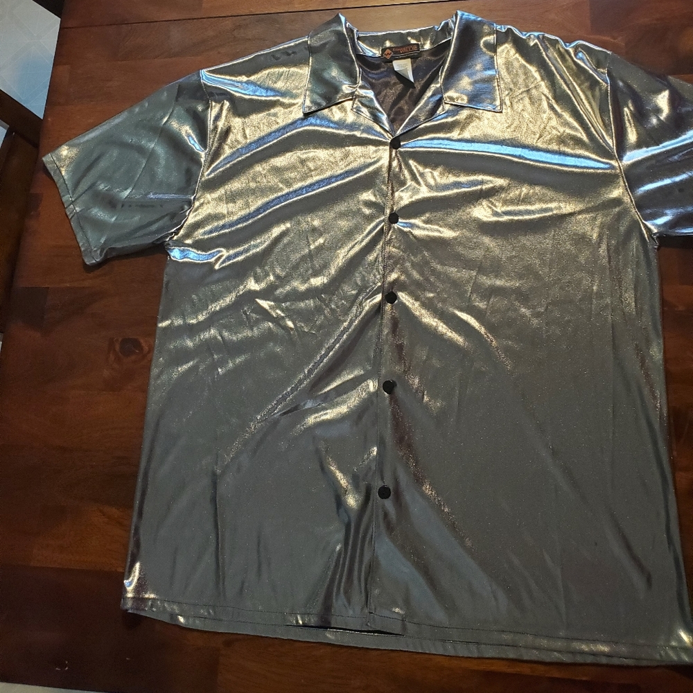 Shiny button down mens shirt XL